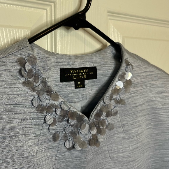 Tahari Arthur S. Levine LUXE Embellished Collar Heathered Blue Long Jacket Sz 12 - Picture 4 of 7